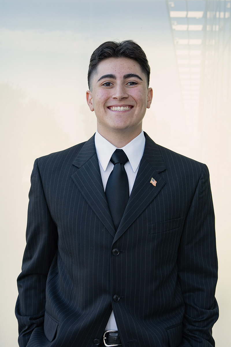 finsenator-lopez
